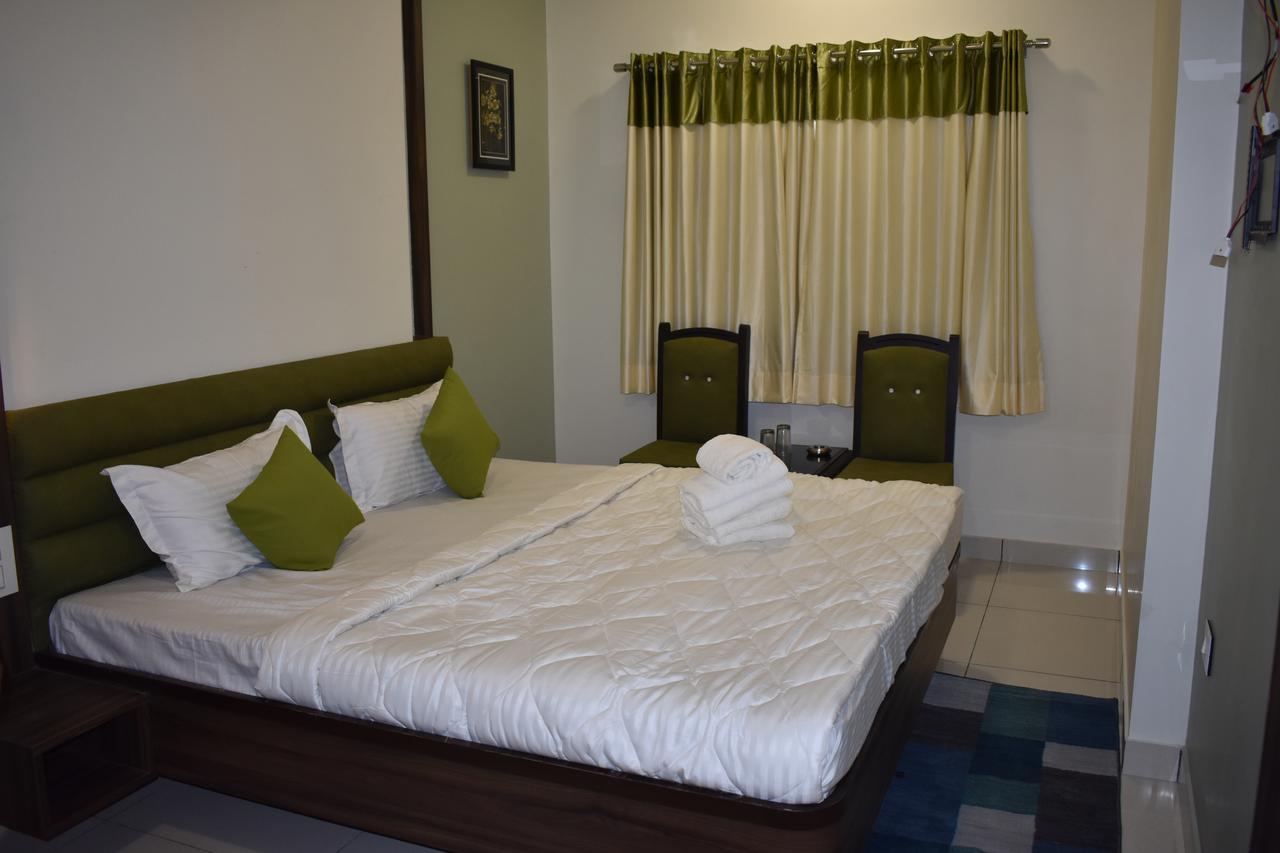 Hotel Shyam Palace Bhuj Esterno foto
