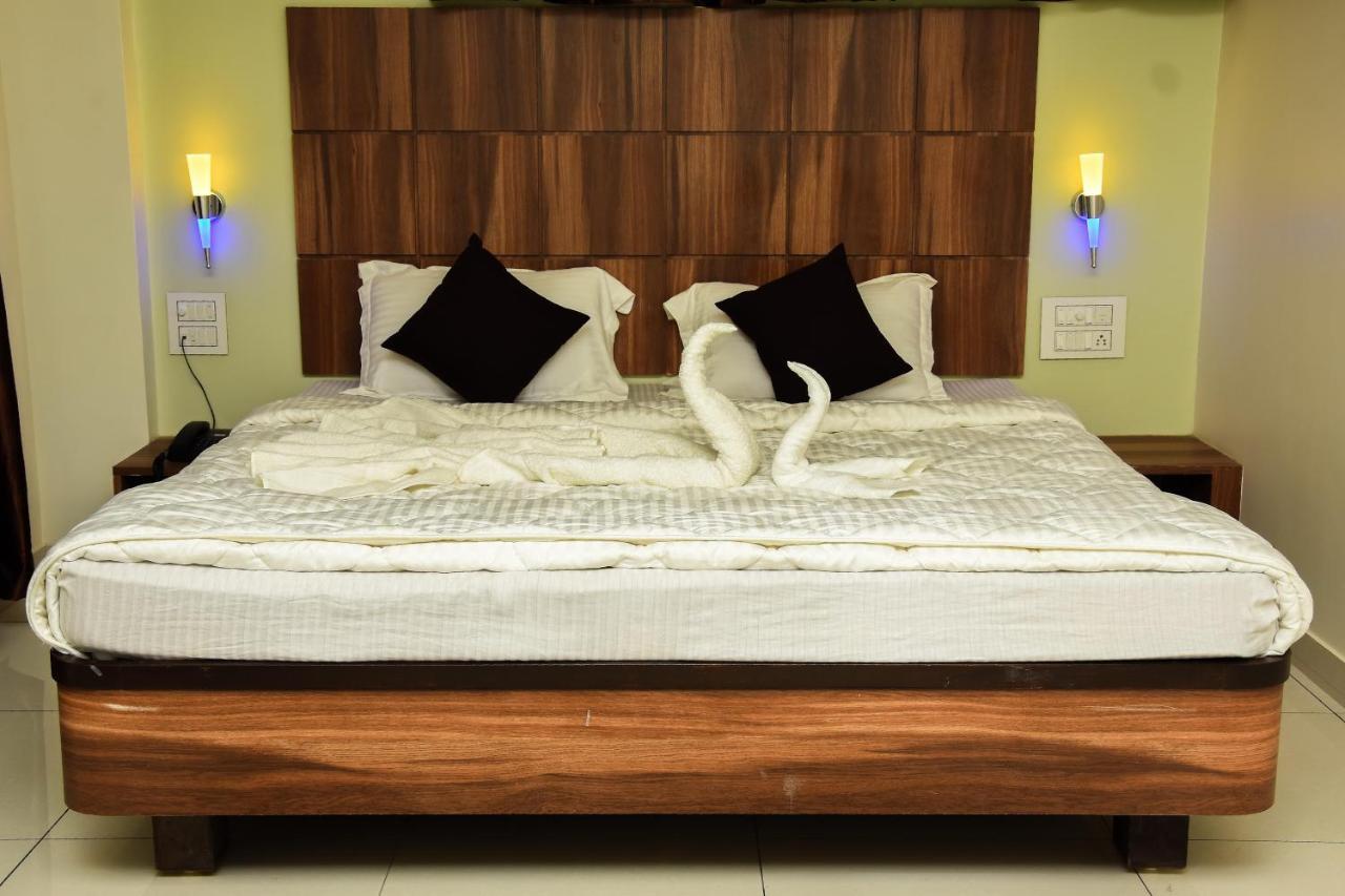 Hotel Shyam Palace Bhuj Esterno foto